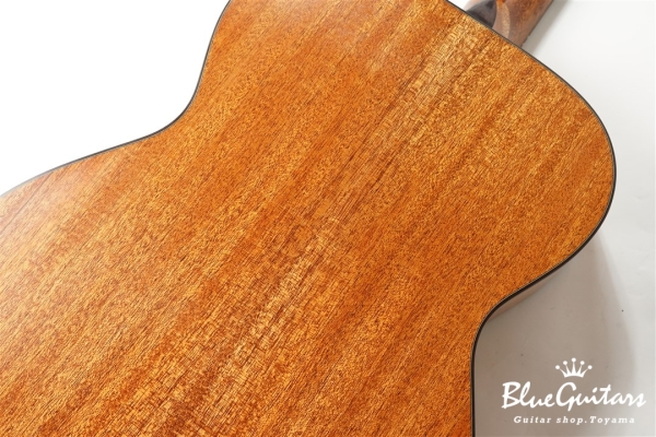 Model OM. TZARIAN  " Hiroshi Hirakawa | da h "